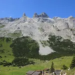 Vroni Höcher
