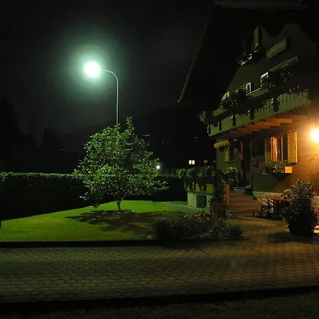 Vroni Höcher Apartment *