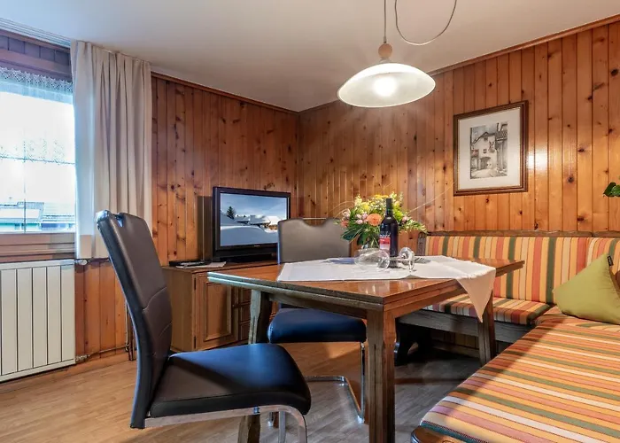 Vroni Hoecher Apartment