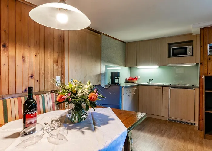 Vroni Hoecher Apartment